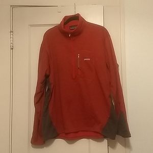Patagonia half zip pullover